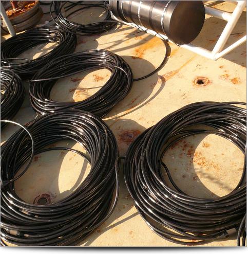 Deep Sea Towing Cable with Graphite Electrodes